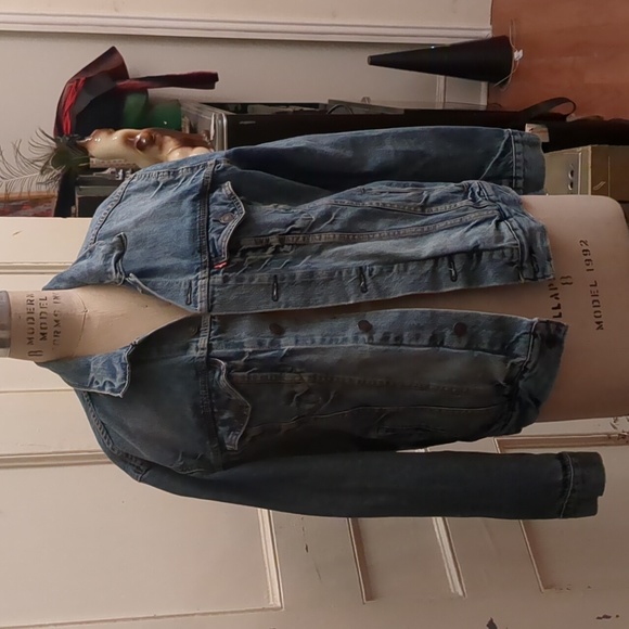 Levi's Jackets & Coats Levis Mens Jean Jacket Light Wash Size